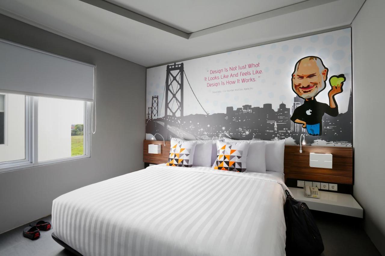 Berry Biz Hotel Sunset Road Seminyak Extérieur photo